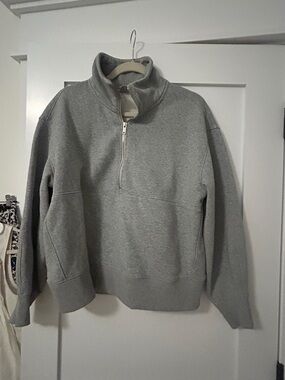 Everlane lot of 2 Quarter-Zip Funnel Neck Sweatshirt - Gray and Cream